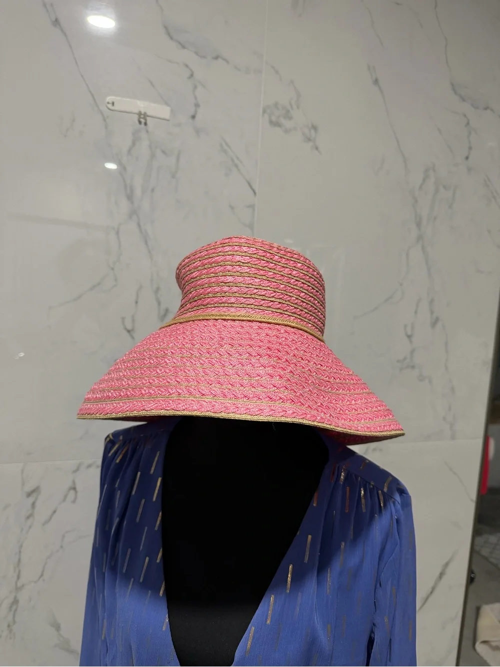 Eric Javits Pink Straw Wide-Brim Sun Hat with beige Trim - Picture 2 of 5